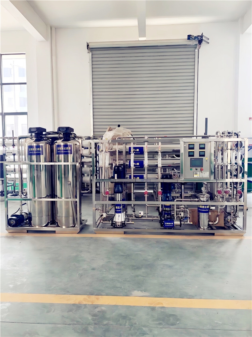 纯化水设备的预处理系统中,活性炭过滤器的作用是什么?(图1) 48cf461de8fa2795fa7f383e0cfc1e01_1-22110216430IL.jpg